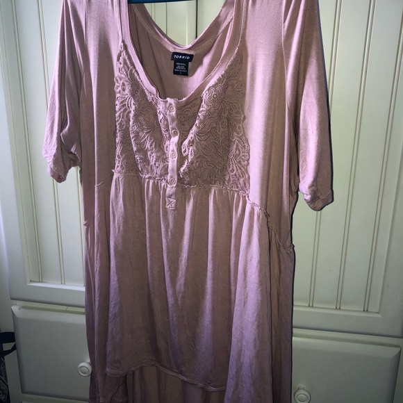 Half sleeve high/low top - Picture 2 of 2